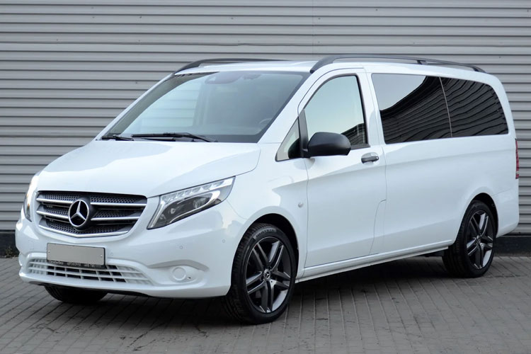 https://vipmercedes.by/assets/images/microbus/vito-w447/slide/750-500-0.jpg